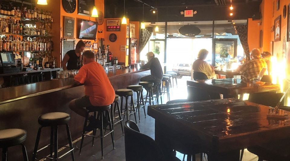 Mooney's Irish Pub slider